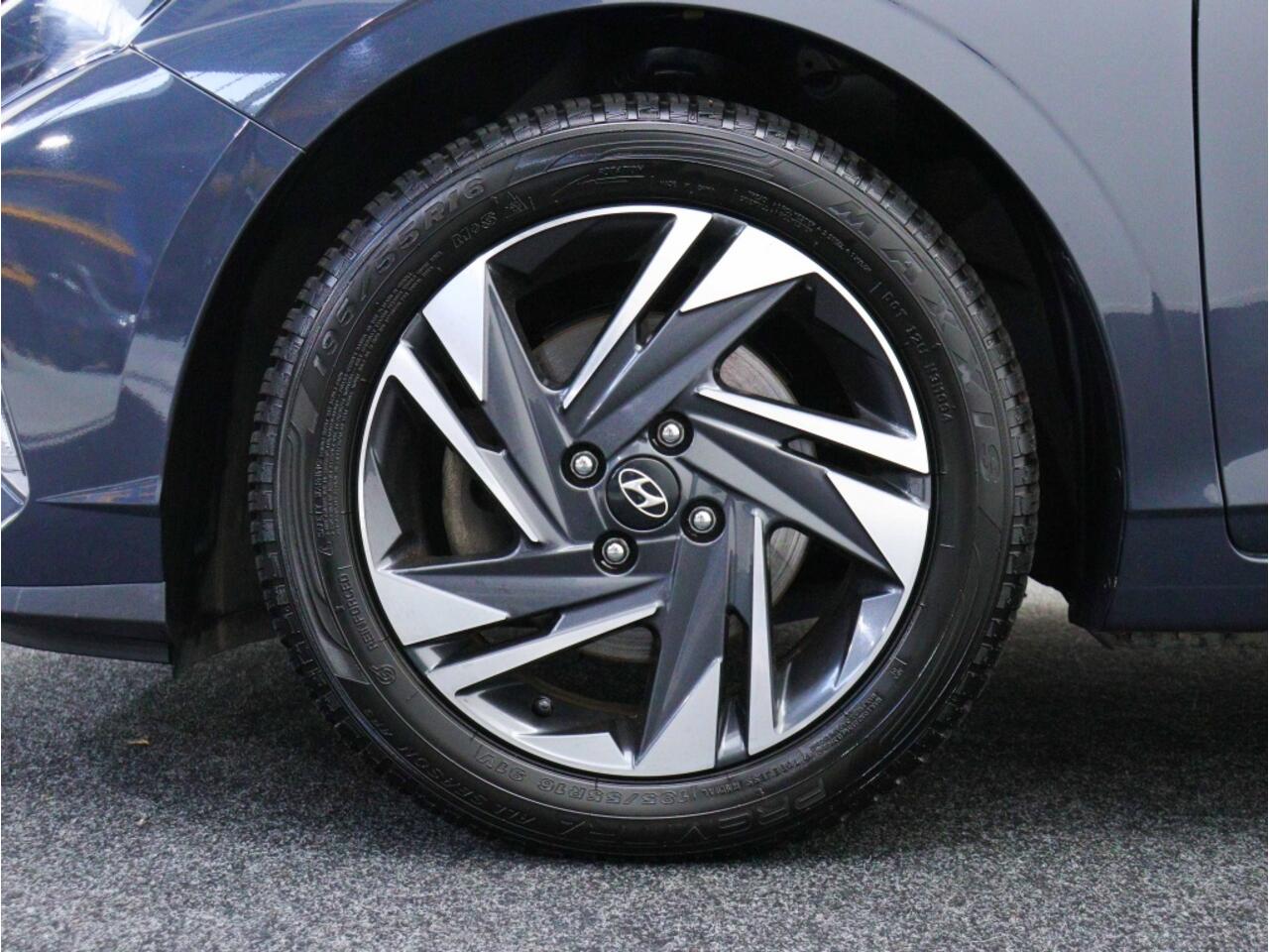 Hyundai I 20 1.0 T-GDI Comfort + Winterpack | All-seasons