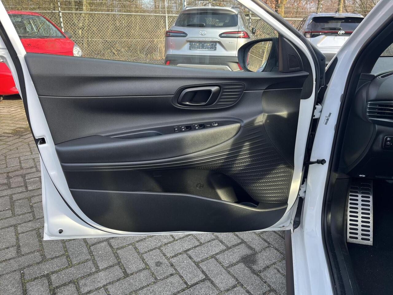 Hyundai I 20 1.0 T-GDI N-line | 3 jaar garantie! | Rijklaarprijs dus geen extra afleverkosten! | Automaat | Apple CarPlay/Android Auto | Climate Control | Cruise control |