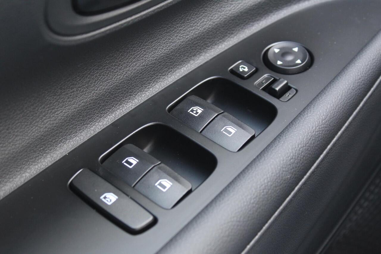 Hyundai I 20 1.0 T-GDI Comfort Smart / Navigatie middels Apple Carplay & Android Auto / Airco / Cruise Control / Achteruitrijcamera /