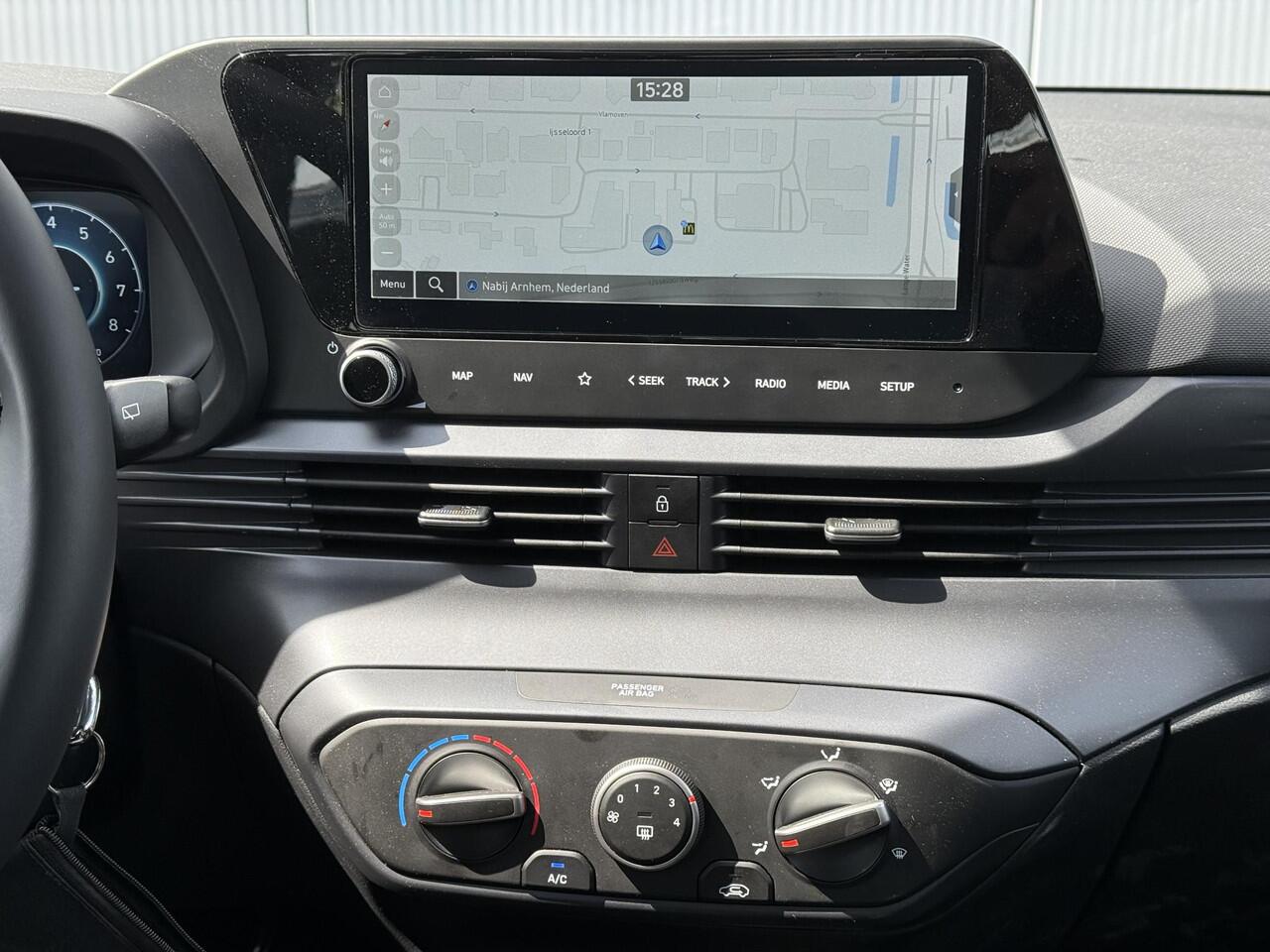Hyundai I 20 1.0 T-GDI Comfort / Automaat / Navigatie / Cruise Control / Achteruitrijcamera / Dodehoekdetectie / Apple Carplay & Android Auto /