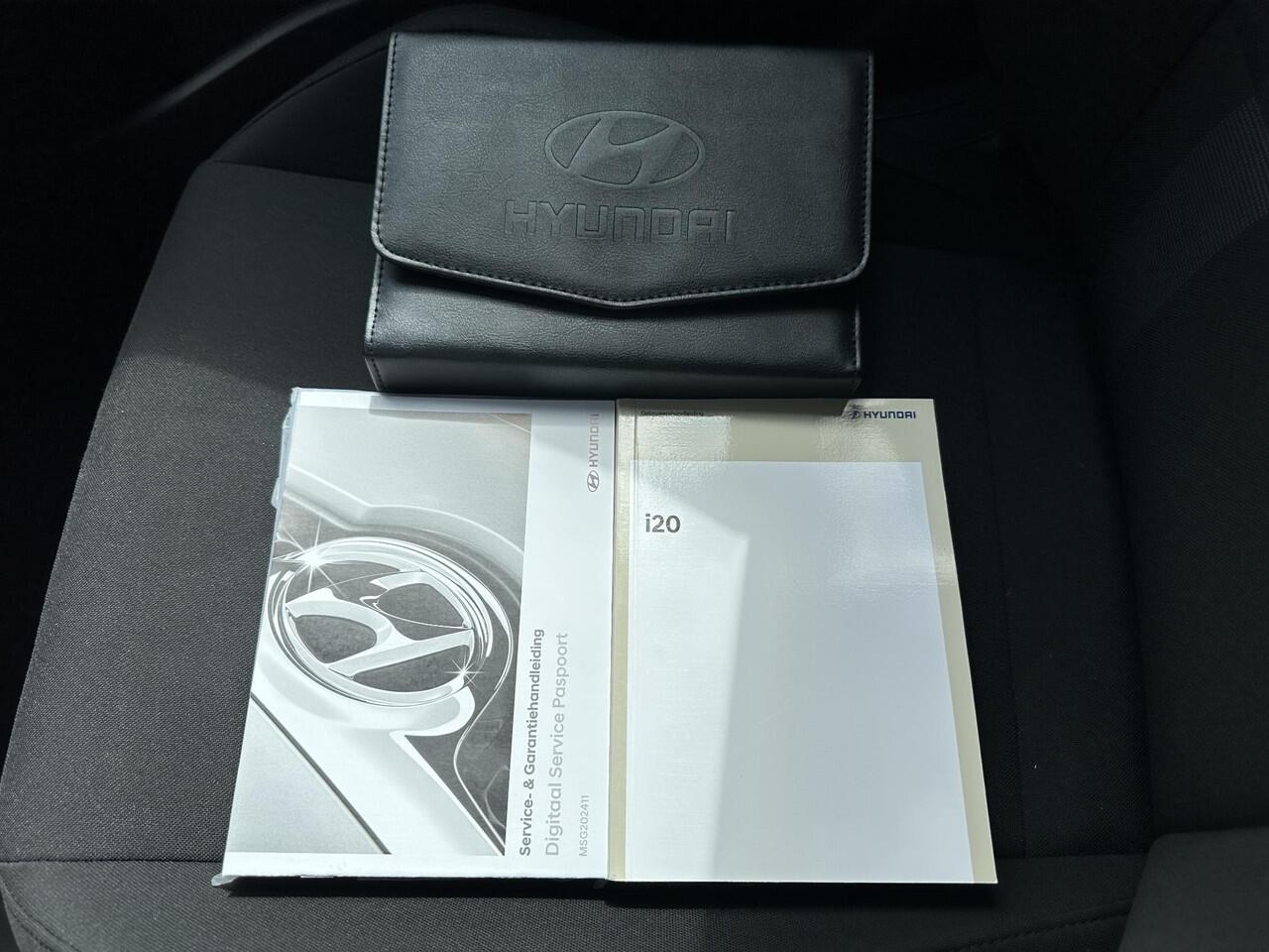 Hyundai I 20 1.0 T-GDI Premium / Bose Audio / Stuur + Stoelverwarming / Navigatie / Apple Carplay + Android Auto / Automatische Airco /