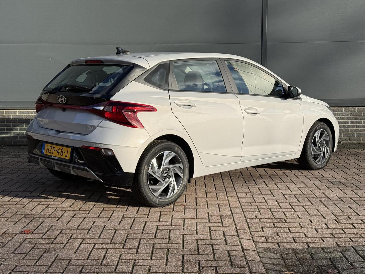 Hyundai I 20 1.0 T-GDI Comfort / Apple Carplay & Android Auto / Airco / Navigatie / Achteruitrij Camera / Cruise /