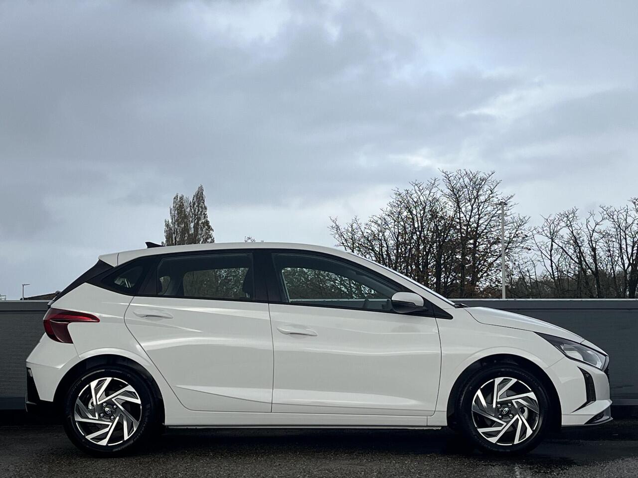 Hyundai I 20 1.0 T-GDI Comfort | Camera | Navigatie | Apple CarPlay Android Auto |