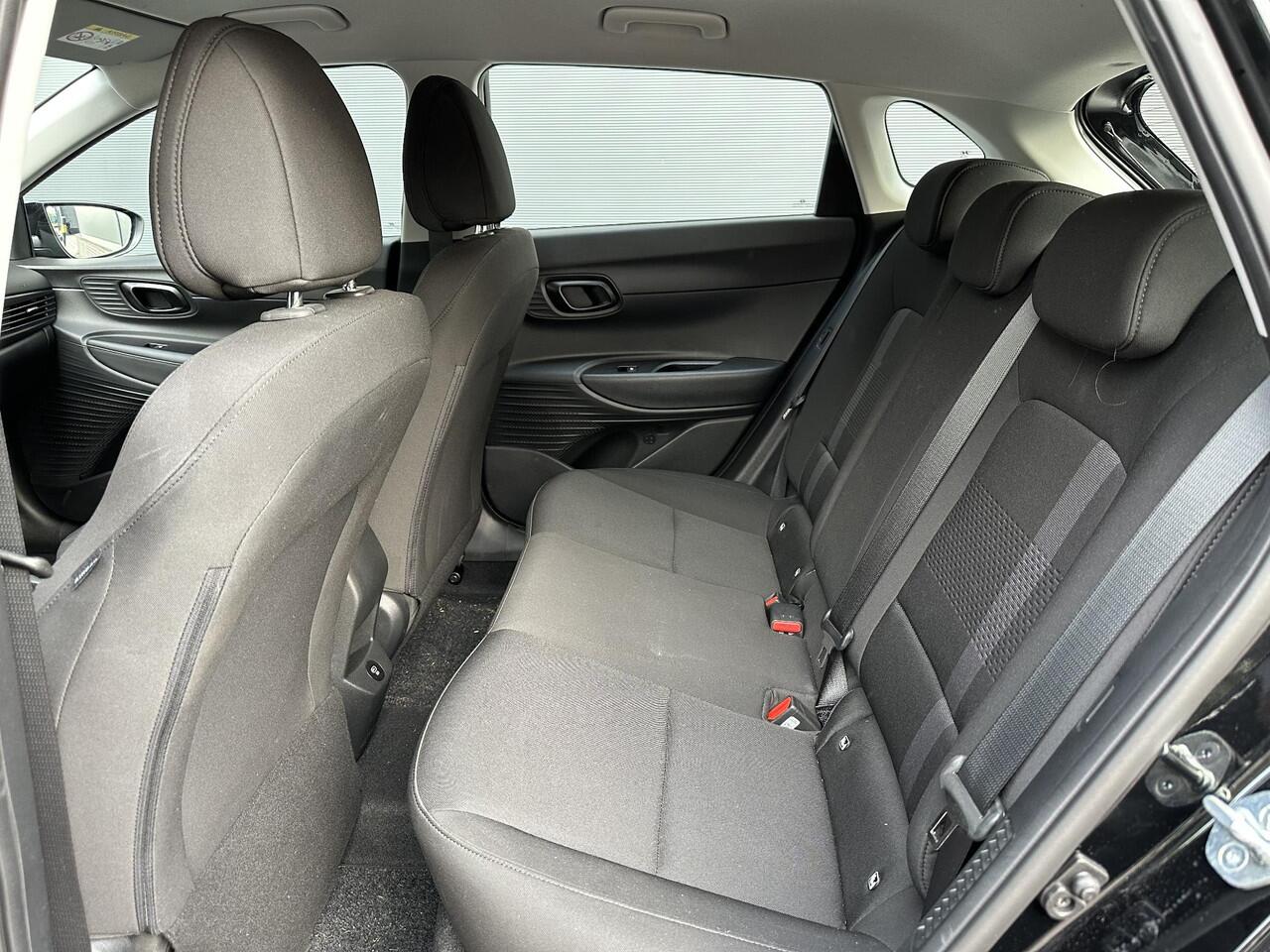 Hyundai I 20 1.0 T-GDI Comfort / Navigatie / Cruise / Elektrische Ramen V+A / Apple Carplay & Android Auto / 16'' LM Velgen /