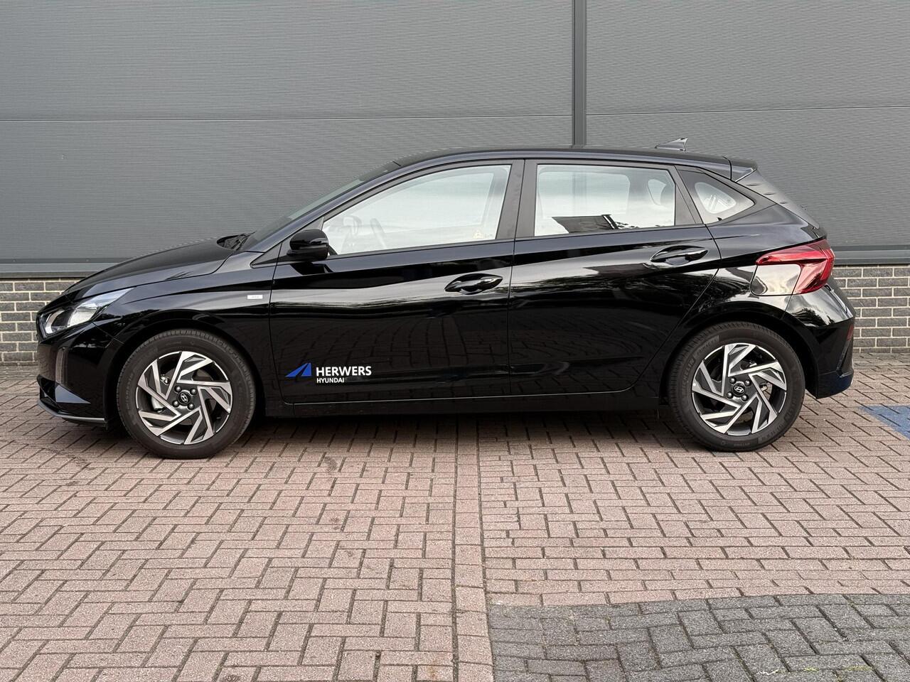 Hyundai I 20 1.0 T-GDI Comfort / Cruise / Elektrische Ramen V+A / Navigatie via Apple Carplay & Android Auto / 16'' LM Velgen / Achteruitrijcamera /