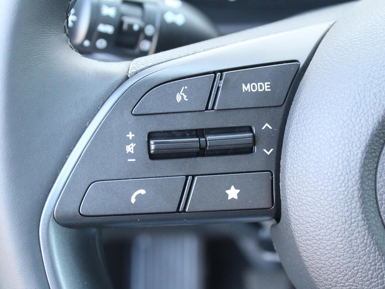 Hyundai I 20 1.0 T-GDI Comfort / Cruise / Elektrische Ramen V+A / Navigatie via Apple Carplay & Android Auto / 16'' LM Velgen / Achteruitrijcamera /