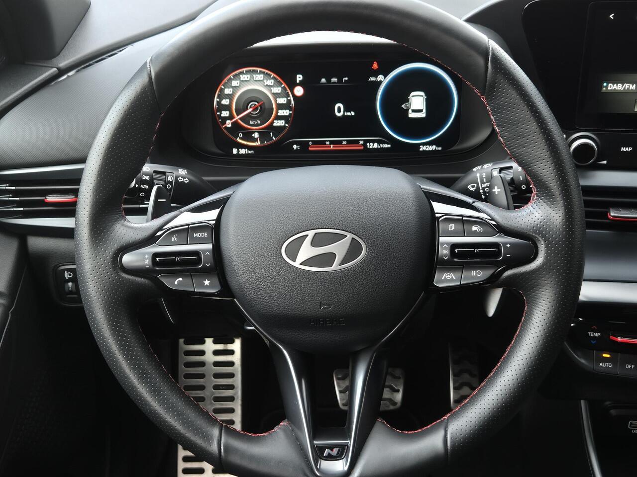 Hyundai I 20 1.0 T-GDI N Line Automaat / Apple Carplay Android Auto / Achteruitrijcamera / cruise control / Keyless Entry/Start / Climate control / Parkeersensoren voor en achter / Trekgewicht 1110 kg /