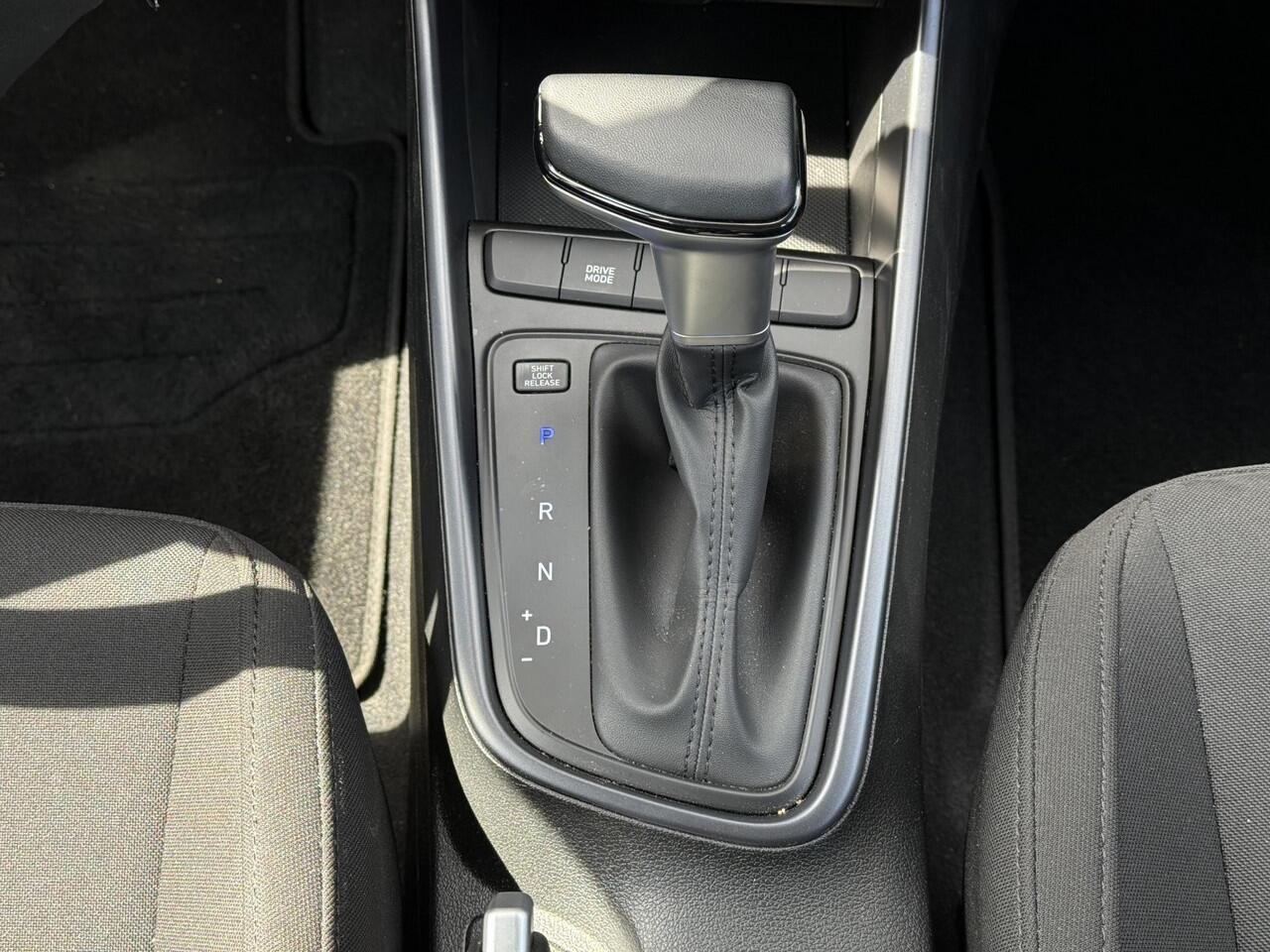 Hyundai I 20 1.0 T-GDI Comfort / 2.000,- Voordeel / Automaat / Navigatie / Achteruitrijcamera / Airco / Cruise Control / Snel Leverbaar! /