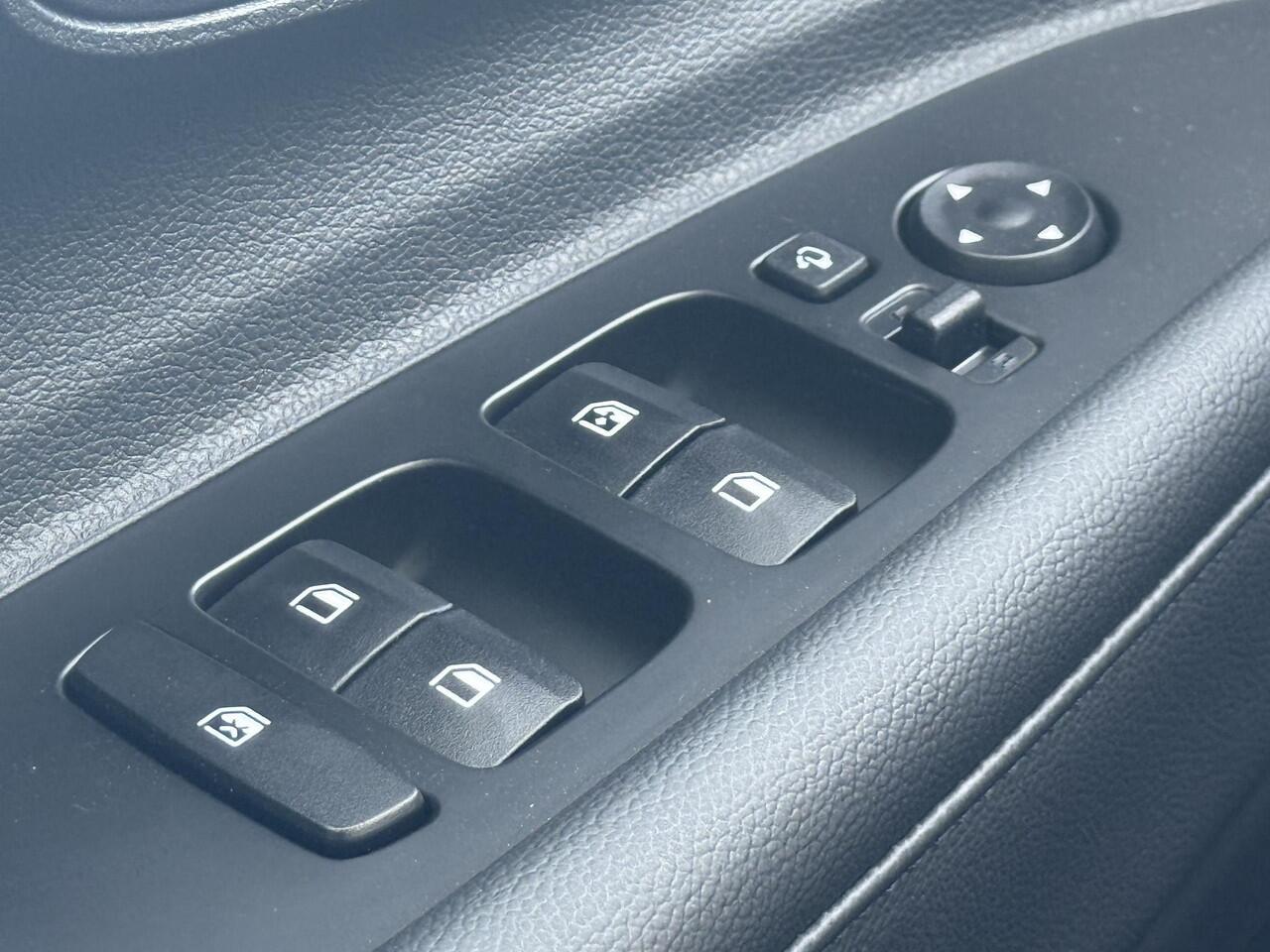 Hyundai I 20 1.0 T-GDI Comfort | Apple Carplay / Android Auto | Navigatie | Cruise Control | Camera | Airco | Lichtmetaal | Uit Voorraad Leverbaar |