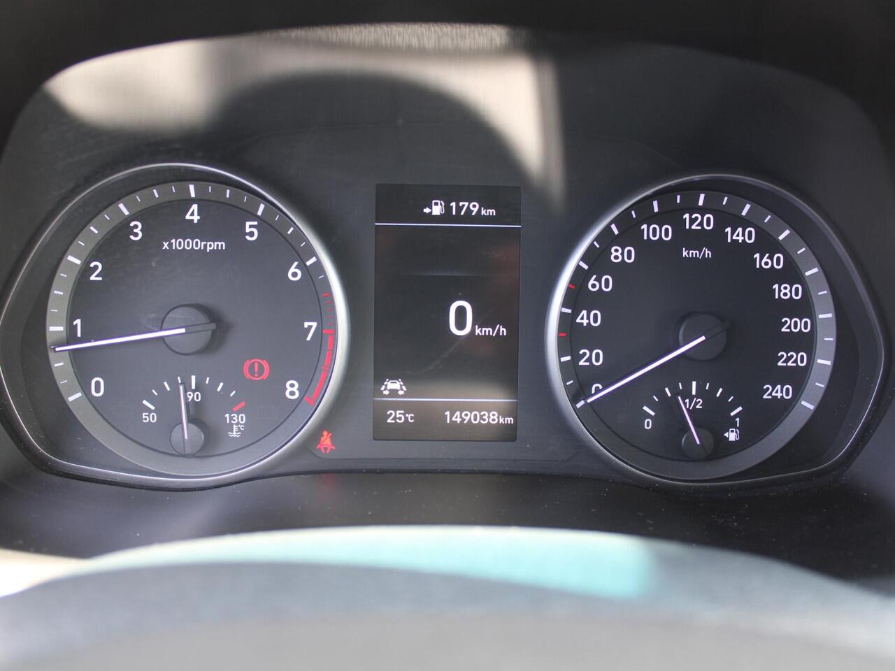 Hyundai I 30 Wagon 1.4 T-GDI Premium | 16" LM | Airco | Cruise | Camera | Navi | Trekhaak | PDC |