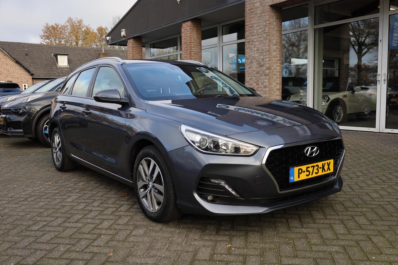 Hyundai I 30 Wagon 1.4 T-GDI Premium CARPLAY DAB CAMERA STOEL/STUURVERW. CRUISE CLIMA HILL-HOLD HALFLEER STUURFLIPPERS PDC 16''LMV