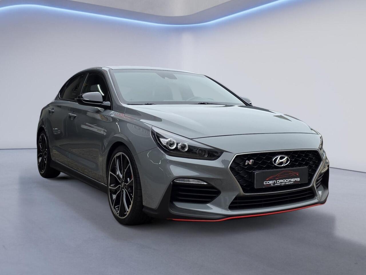 Hyundai I 30 i30N 2.0 T-GDI N2 Performance /Apple Carplay/Camera/Stoel+Stuur Verwarm./Alcantara elektr. stoelen/Parkeersens. V+A/Keyless/(MET GARANTIE*)