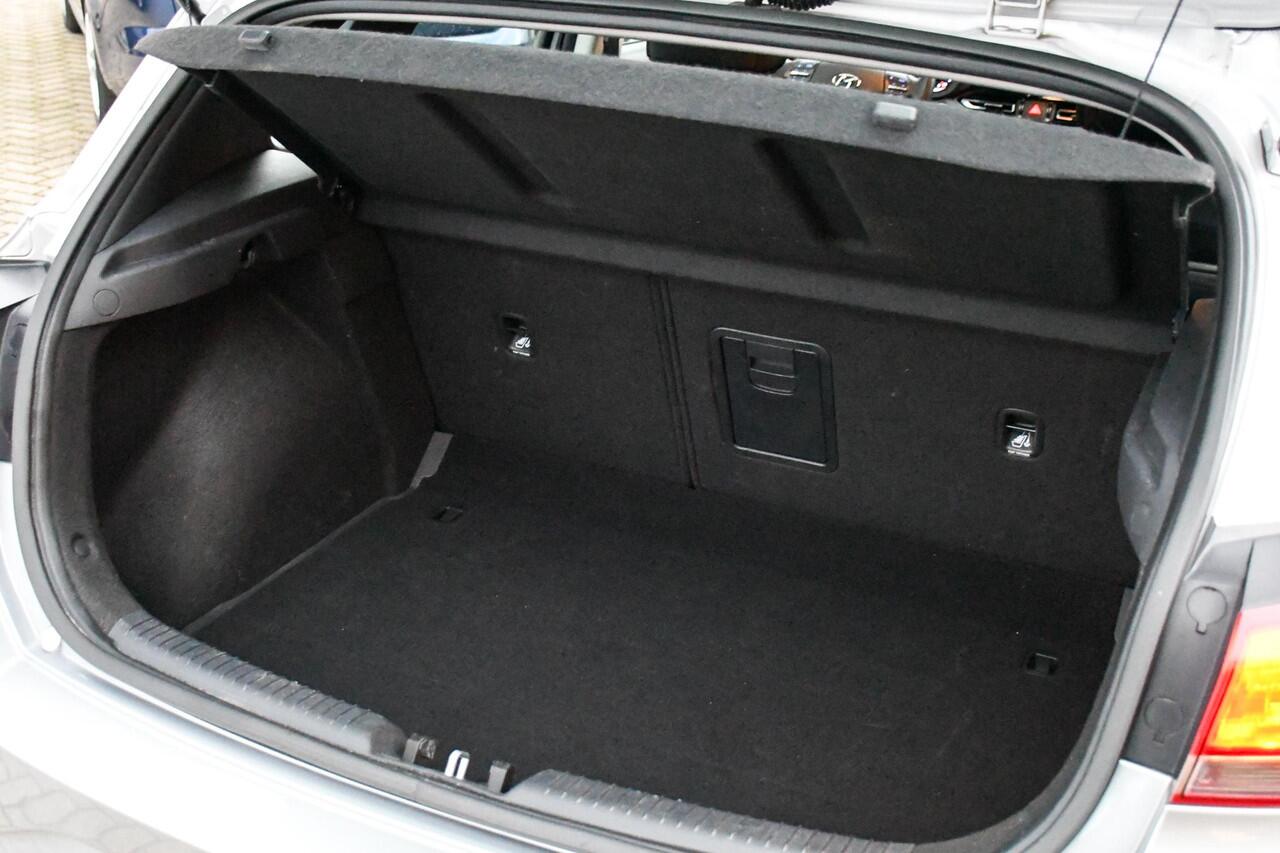 Hyundai I 30 1.0 T-GDi MHEV Comfort APPLE CARPLAY/ NAVIGATIE