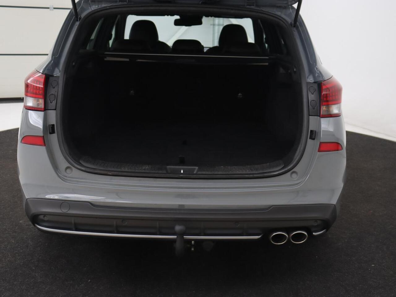 Hyundai I 30 1.5 T-GDi MHEV N Line | Trekhaak | Sportstoelen | Stoelverwarming | Full LED | Carplay | Camera | Leder/Alcantara | Memory | Keyless | Climate control