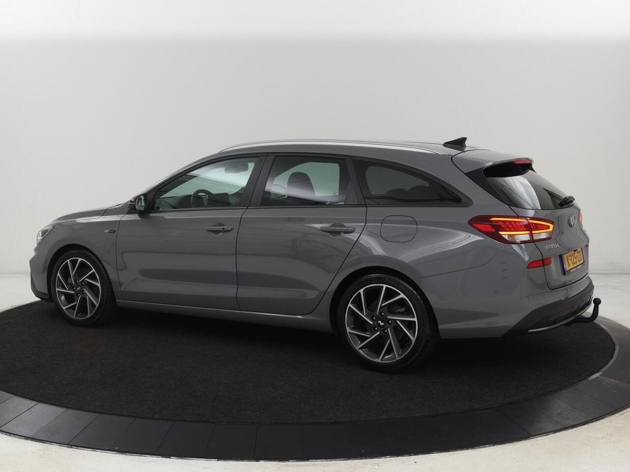 Hyundai I 30 1.5 T-GDi MHEV N Line | Trekhaak | Sportstoelen | Stoelverwarming | Full LED | Carplay | Camera | Leder/Alcantara | Memory | Keyless | Climate control