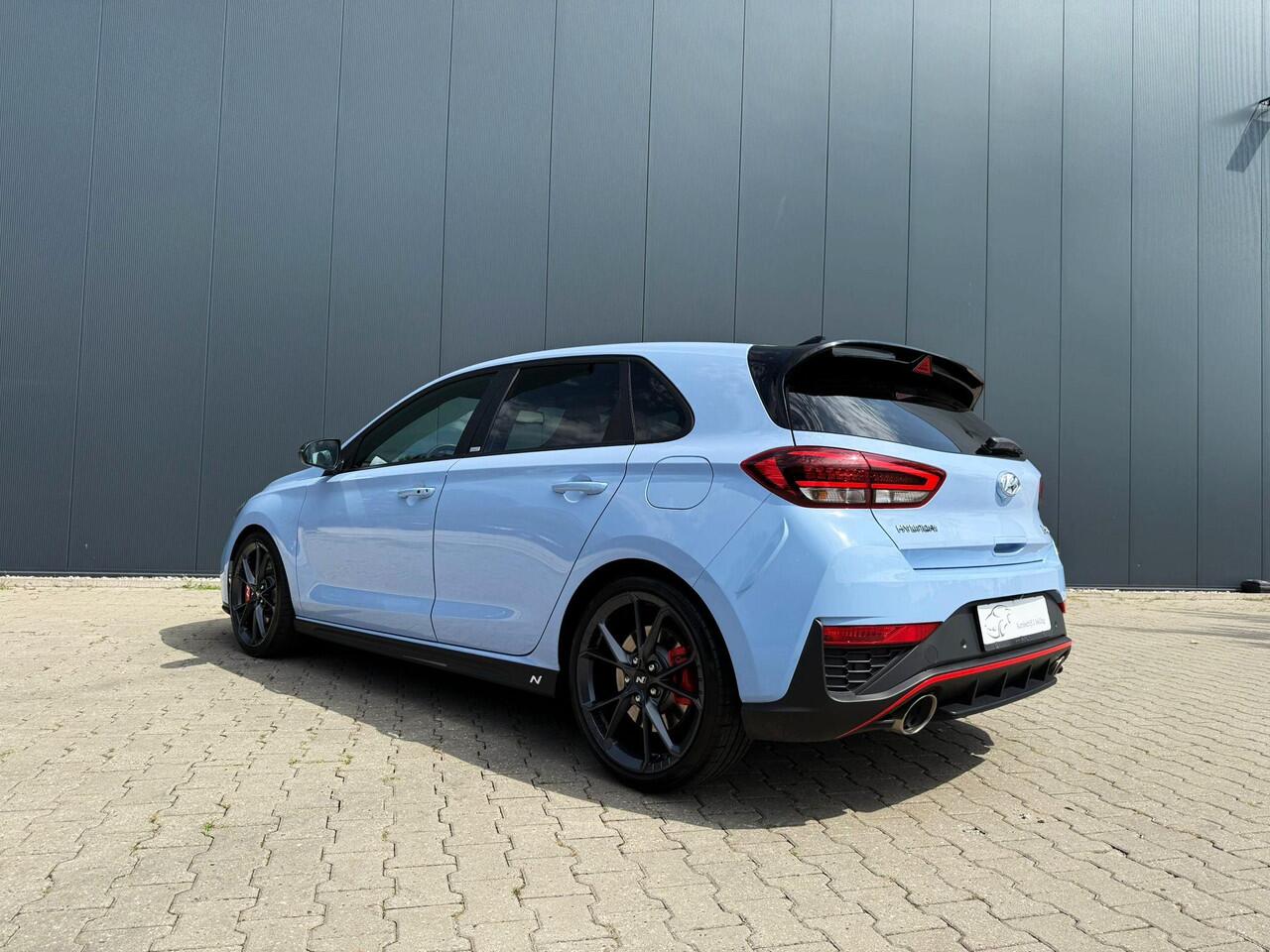 Hyundai I 30 2.0 N schaalstoelen / pipercross intake