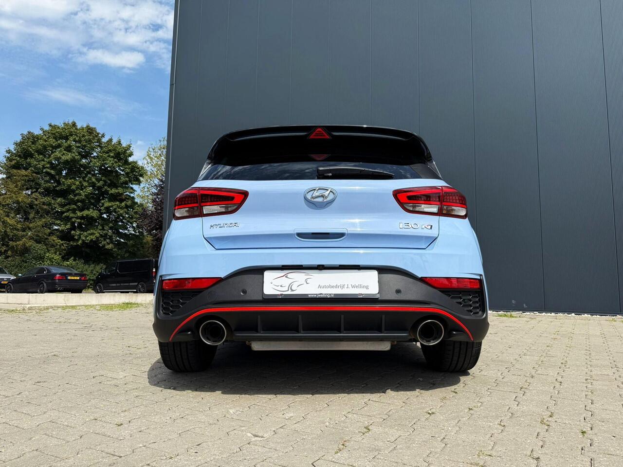 Hyundai I 30 2.0 N schaalstoelen / pipercross intake