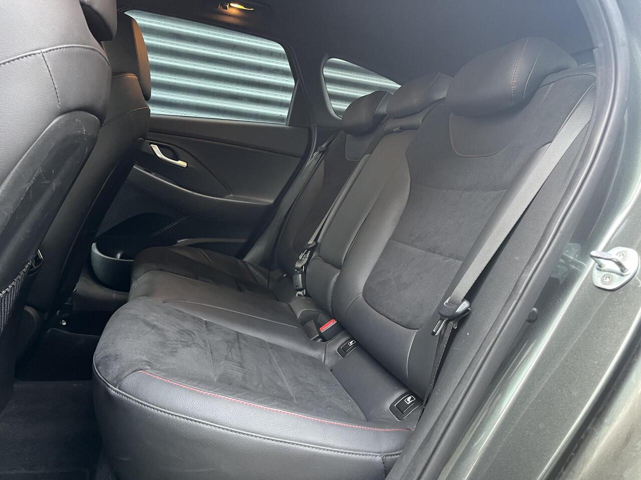 Hyundai I 30 Wagon N Line Sky 1.5 T-GDi MHEV 160pk | SCHUIF/KANTELDAK | N-LINE PACK | 1e EIGENAAR! | 18'' 2-TONE LM-VELGEN |