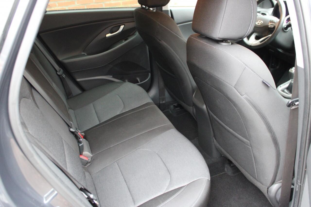 Hyundai I 30 Wagon 1.0 T-GDi MHEV Comfort Smart | Camera | Clima | Navigatie