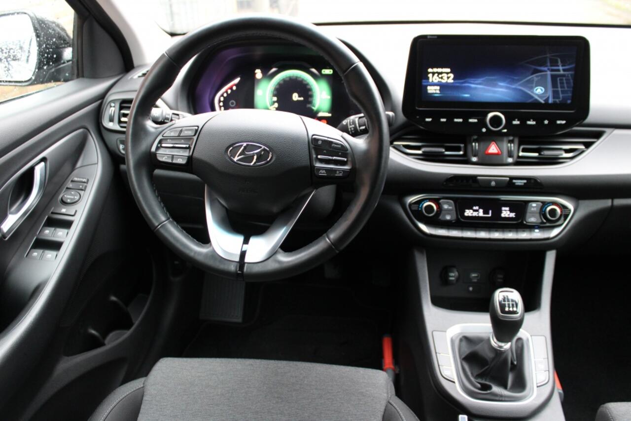 Hyundai I 30 Wagon 1.0 T-GDi MHEV Comfort Smart | Camera | Clima | Navigatie