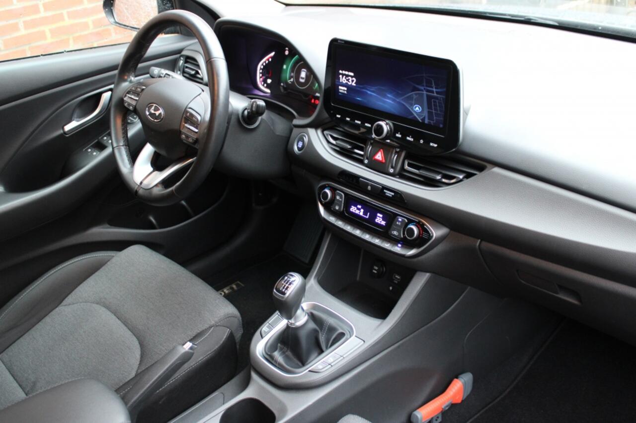 Hyundai I 30 Wagon 1.0 T-GDi MHEV Comfort Smart | Camera | Clima | Navigatie