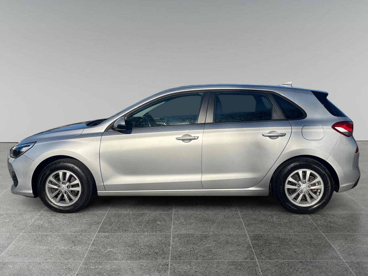 Hyundai I 30 Comfort 1.0 T-GDI 120pk | NAVI | CLIMA | CAMERA| APPLE CARPLAY / ANDROID AUTO |