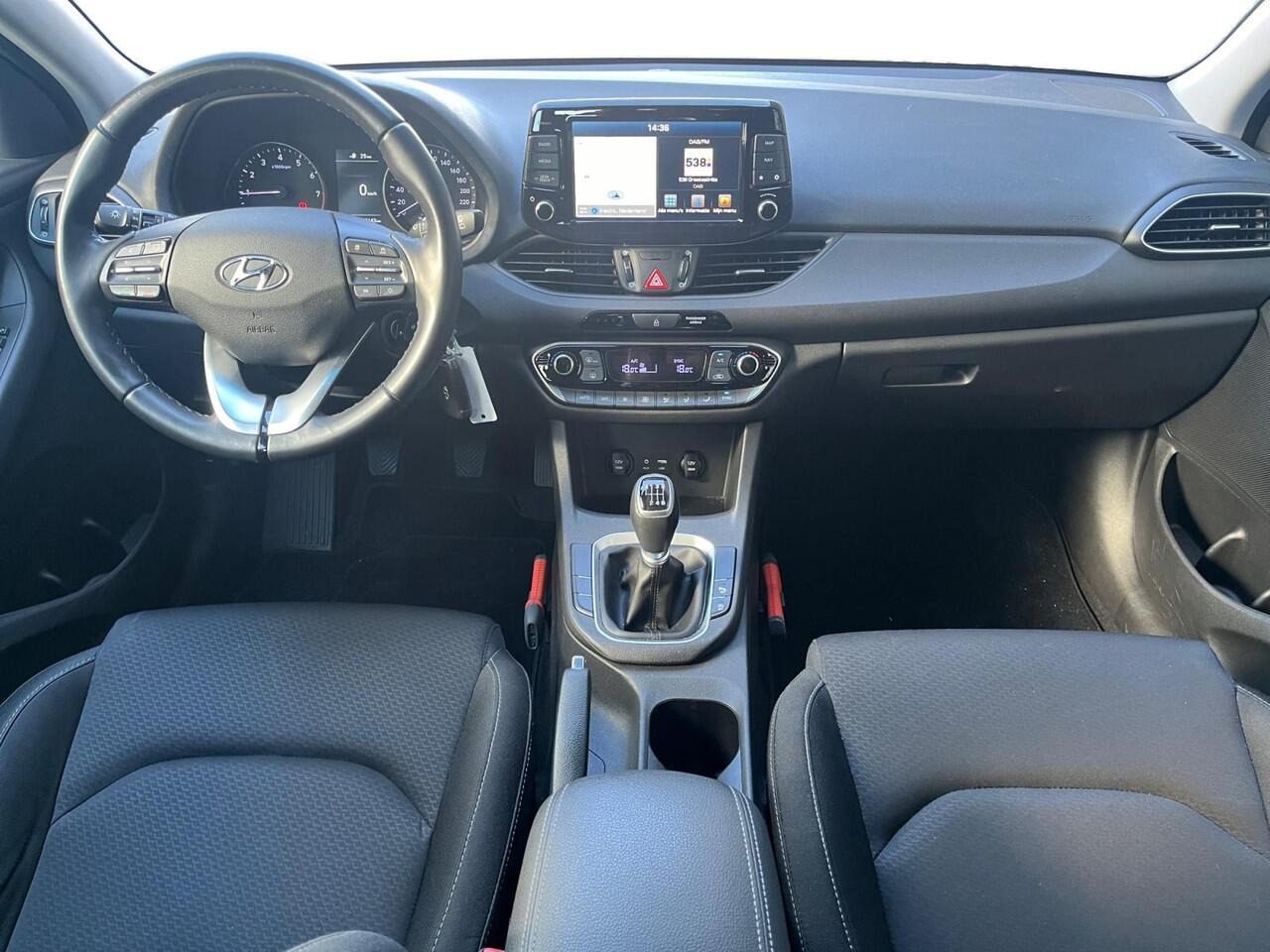 Hyundai I 30 Comfort 1.0 T-GDI 120pk | NAVI | CLIMA | CAMERA| APPLE CARPLAY / ANDROID AUTO |