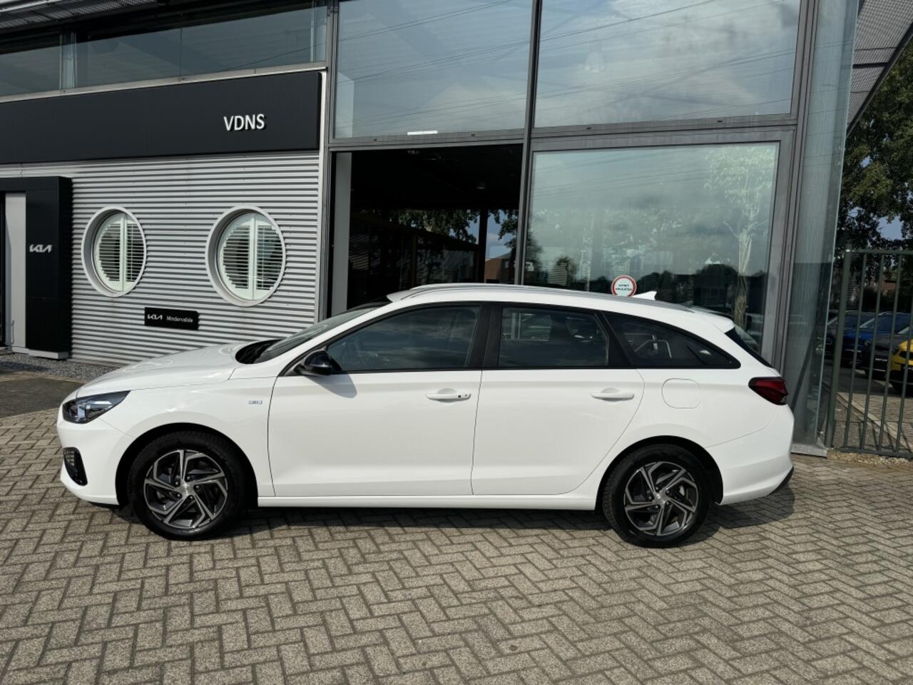 Hyundai I 30 1.0 T-GDi MHEV Comfort ZEER WEINIG KM!!