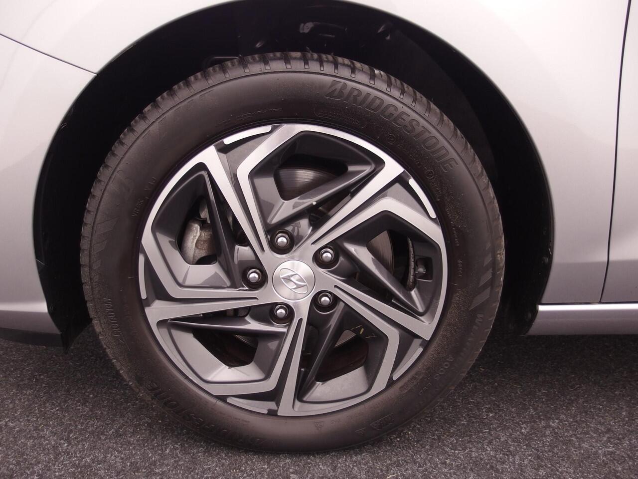 Hyundai I 30 Wagon 1.0 T-GDi MHEV Comfort Smart VIRTUAL / CAMERA / DAB+ / CARPLAY / CRUISE / BLUETOOTH / PDC / FULL LED / KEYLESS / NL-AUTO