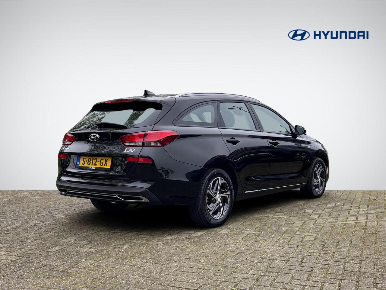 Hyundai I 30 Wagon 1.0 T-GDi MHEV Comfort Smart | Navigatie | Camera | Apple Carplay/Android Auto | Keyless Entry | LED Koplampen | Cruise & Climate Control | Rijklaarprijs!