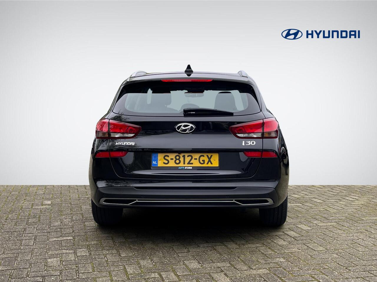 Hyundai I 30 Wagon 1.0 T-GDi MHEV Comfort Smart | Navigatie | Camera | Apple Carplay/Android Auto | Keyless Entry | LED Koplampen | Cruise & Climate Control | Rijklaarprijs!