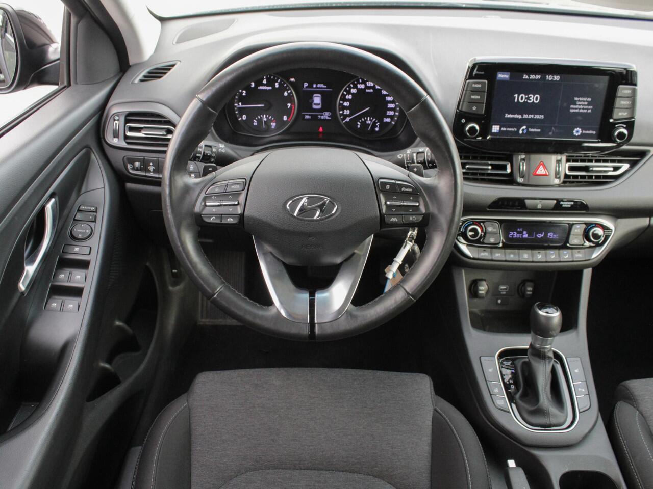 Hyundai I 30 1.0 T-GDi MHEV Comfort Smart Automaat | Carplay/Android auto | Camera | Park sens