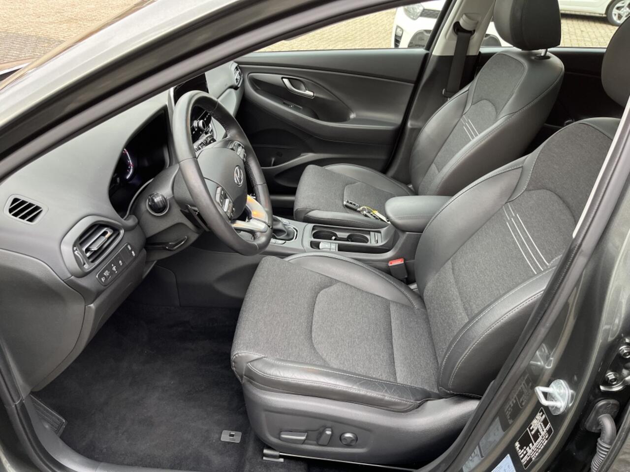 Hyundai I 30 Wagon 1.5 T-GDI 160pk M-HEV automaat | Panorama dak | Navi | Cruise
