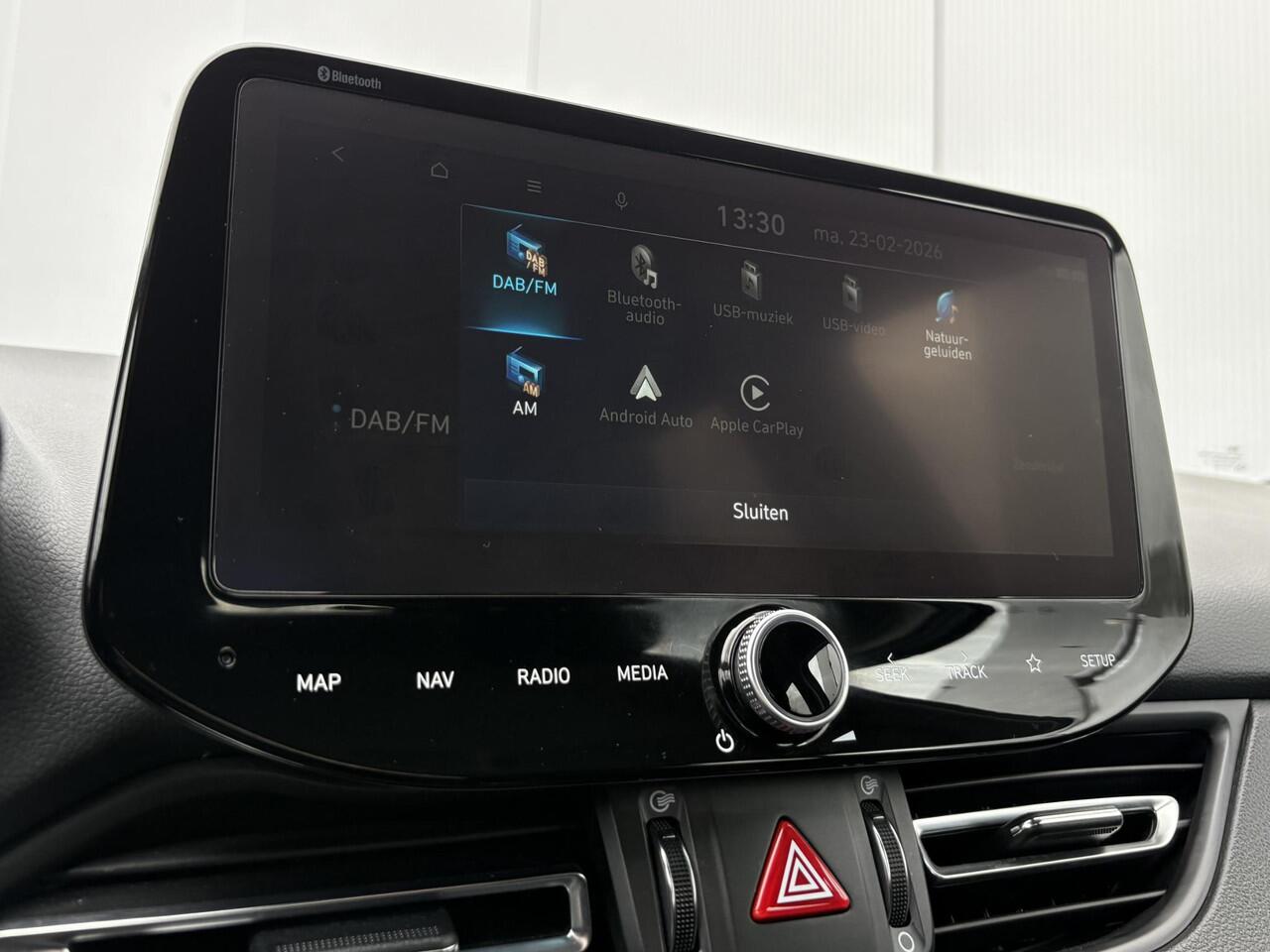Hyundai I 30 1.0 T-GDi MHEV Comfort Smart Automaat / All-season banden / Apple Carplay/Android Auto / Stoel en stuur verwarming / Automaat / Cruise Control /