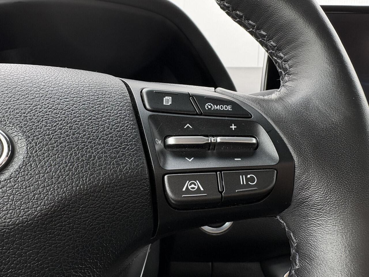 Hyundai I 30 1.0 T-GDi MHEV Comfort Smart Automaat / All-season banden / Apple Carplay/Android Auto / Stoel en stuur verwarming / Automaat / Cruise Control /