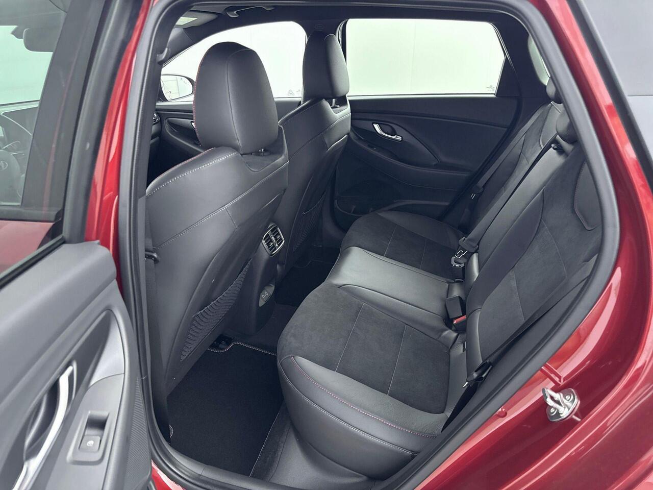 Hyundai I 30 Wagon 1.5 T-GDi MHEV N Line | Memoryseat | Apple Carplay & Android auto | Sportinterieur | Achteruitrijcamera | Cruise Control | Climate Control | 2024 Facelift model