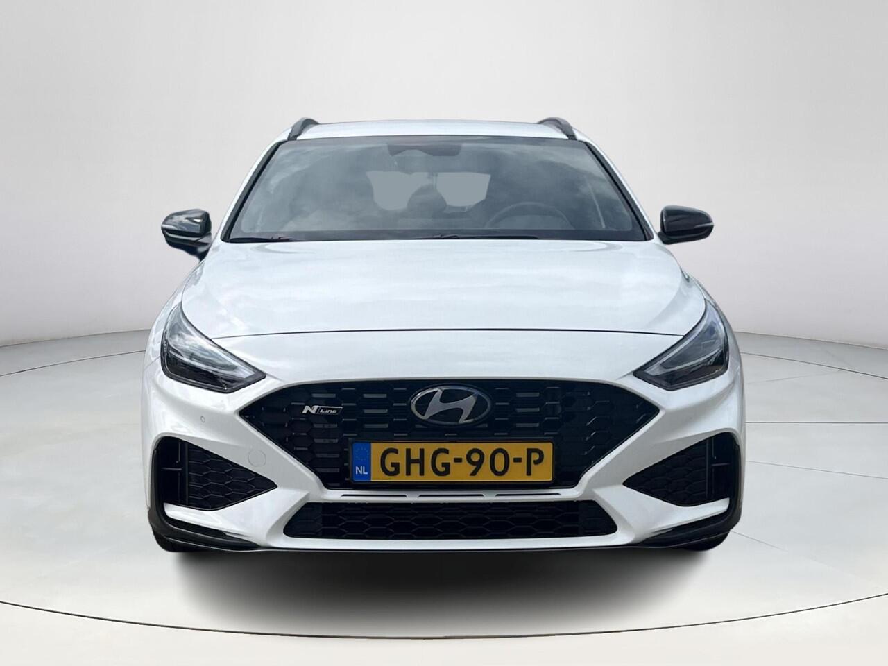 Hyundai I 30 Wagon 1.5 T-GDi MHEV N Line | Achteruitrijcamera | Stoel/stuurverwarming | Stoelgeheugen | Half leder/suède stoelen | Apple Carplay/Android Auto |