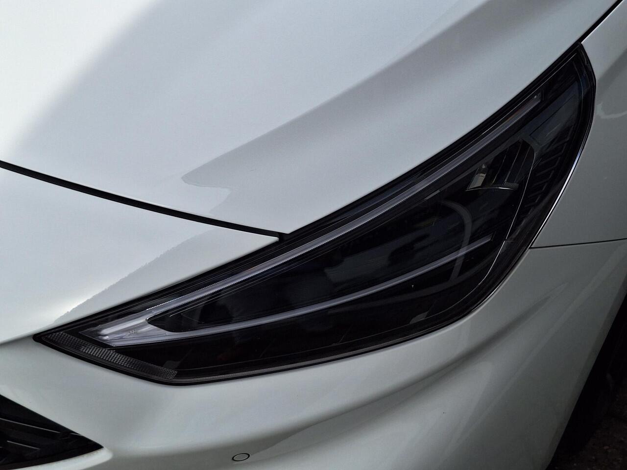 Hyundai I 30 Wagon 1.5 T-GDi MHEV N Line | Achteruitrijcamera | Stoel/stuurverwarming | Stoelgeheugen | Half leder/suède stoelen | Apple Carplay/Android Auto |