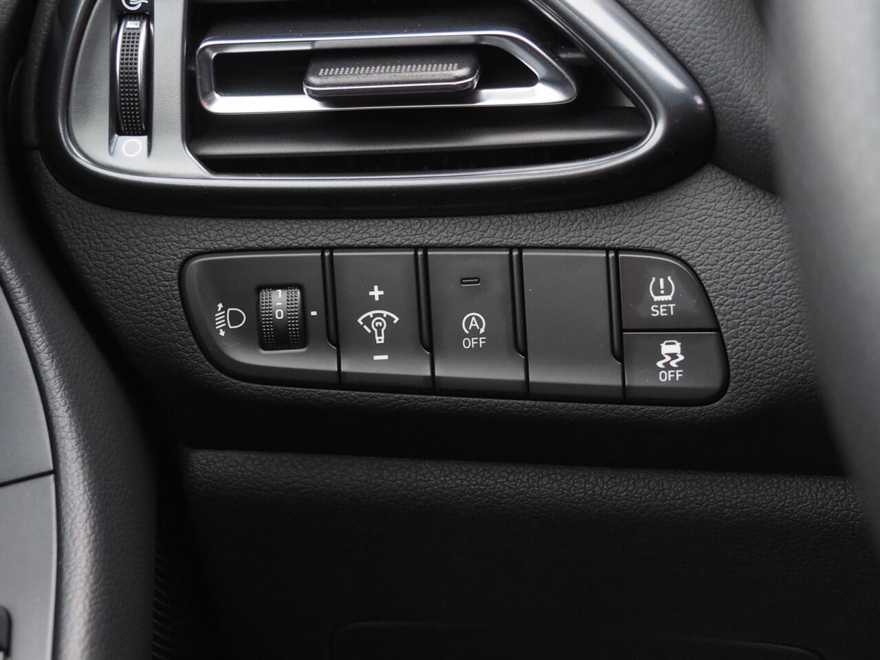 Hyundai I 30 1.0 T-GDi MHEV N-Line uitvoering|Carplay|17"lichtm