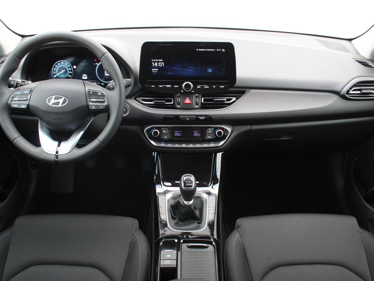 Hyundai I 30 Wagon 1.0 T-GDi MHEV Comfort / Navigatie + Android Auto/Apple Carplay / DAB / Climate Control / Cruise Control / Achteruitrijcamera /