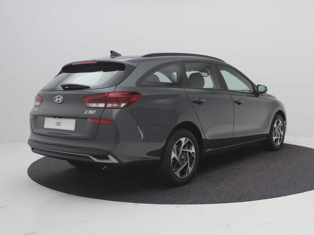 Hyundai I 30 Wagon 1.0 T-GDi MHEV Comfort / Navigatie + Android Auto/Apple Carplay / DAB / Climate Control / Cruise Control / Achteruitrijcamera /