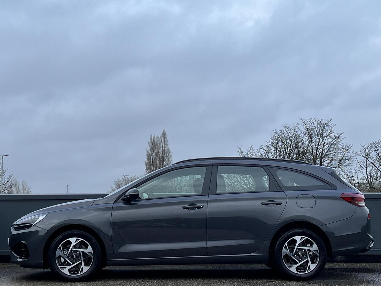 Hyundai I 30 Wagon 1.0 T-GDi MHEV Comfort DCT | ¤3.000 KORTING | AUTOMAAT | Bouwjaar 2026 mogelijk | Apple Carplay/Android Auto | Draadloze oplader |