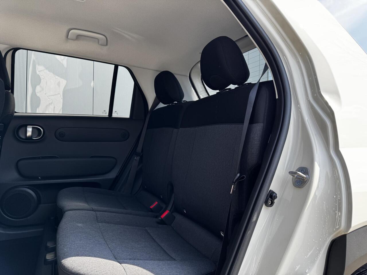 Hyundai INSTER Evolve 49 kWh / ¤2000,- Voordeel Op Nieuwprijs / Rijklaarprijs / Direct Leverbaar / Winter Pack / Technology Pack