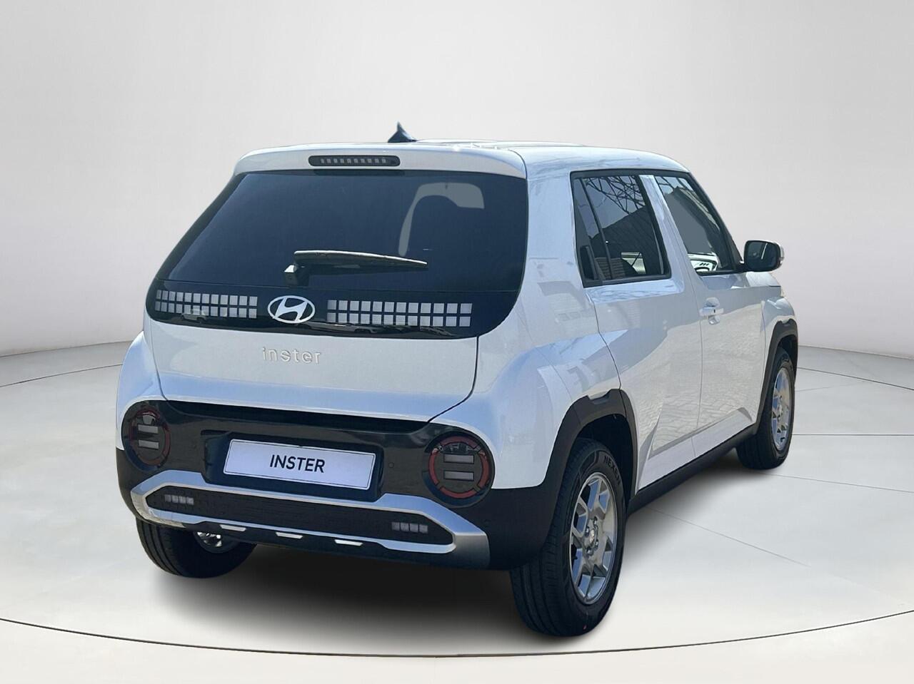 Hyundai INSTER Pulse 49 kWh | 3.000,- korting | Direct uit voorraad leverbaar |