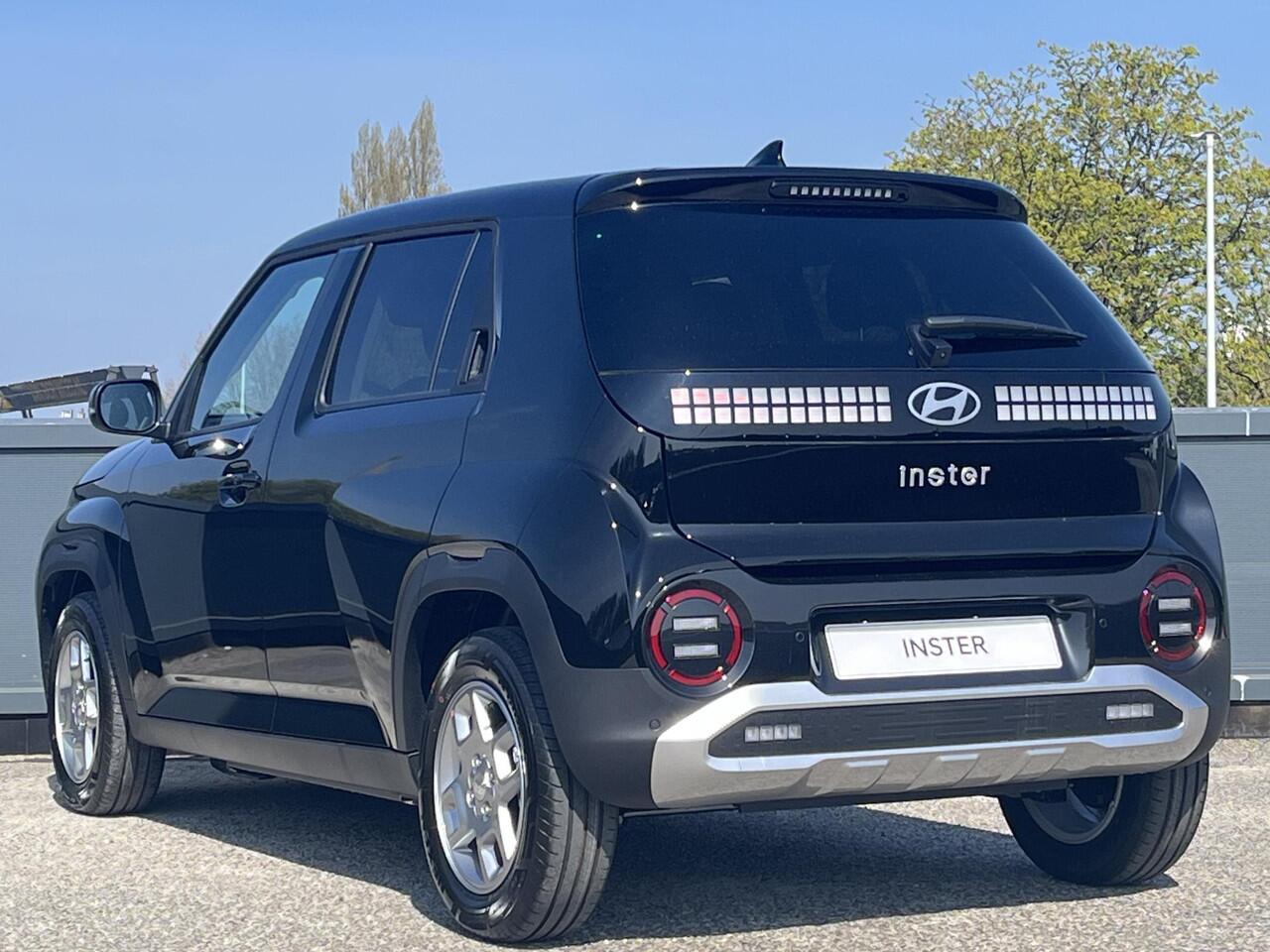 Hyundai INSTER Pulse 49 kWh |¤2525 KORTING|CAMERA|CLIMATE CONTROL|PARKEERSENSOREN|DRAADLOZE OPLADER|