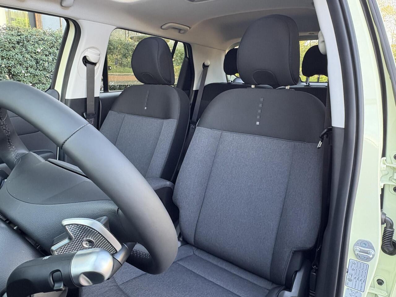 Hyundai INSTER Pulse 49 kWh |¤3425 KORTING|CAMERA|CLIMATE CONTROL|PARKEERSENSOREN|DRAADLOZE OPLADER|