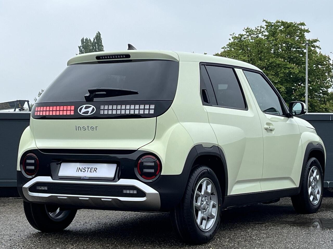 Hyundai INSTER Pulse 49 kWh |¤3425 KORTING|CAMERA|CLIMATE CONTROL|PARKEERSENSOREN|DRAADLOZE OPLADER|