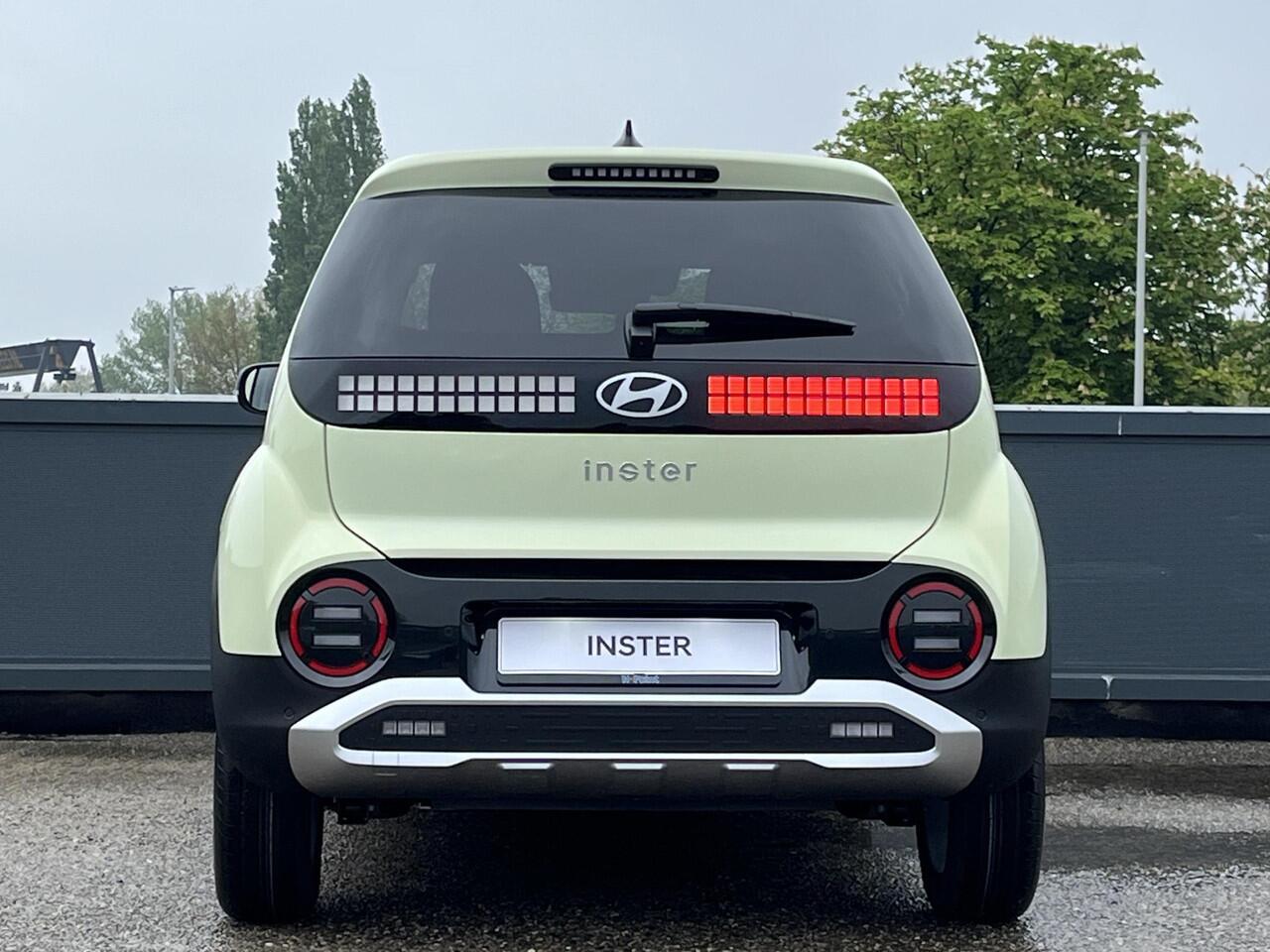 Hyundai INSTER Pulse 49 kWh |¤3425 KORTING|CAMERA|CLIMATE CONTROL|PARKEERSENSOREN|DRAADLOZE OPLADER|