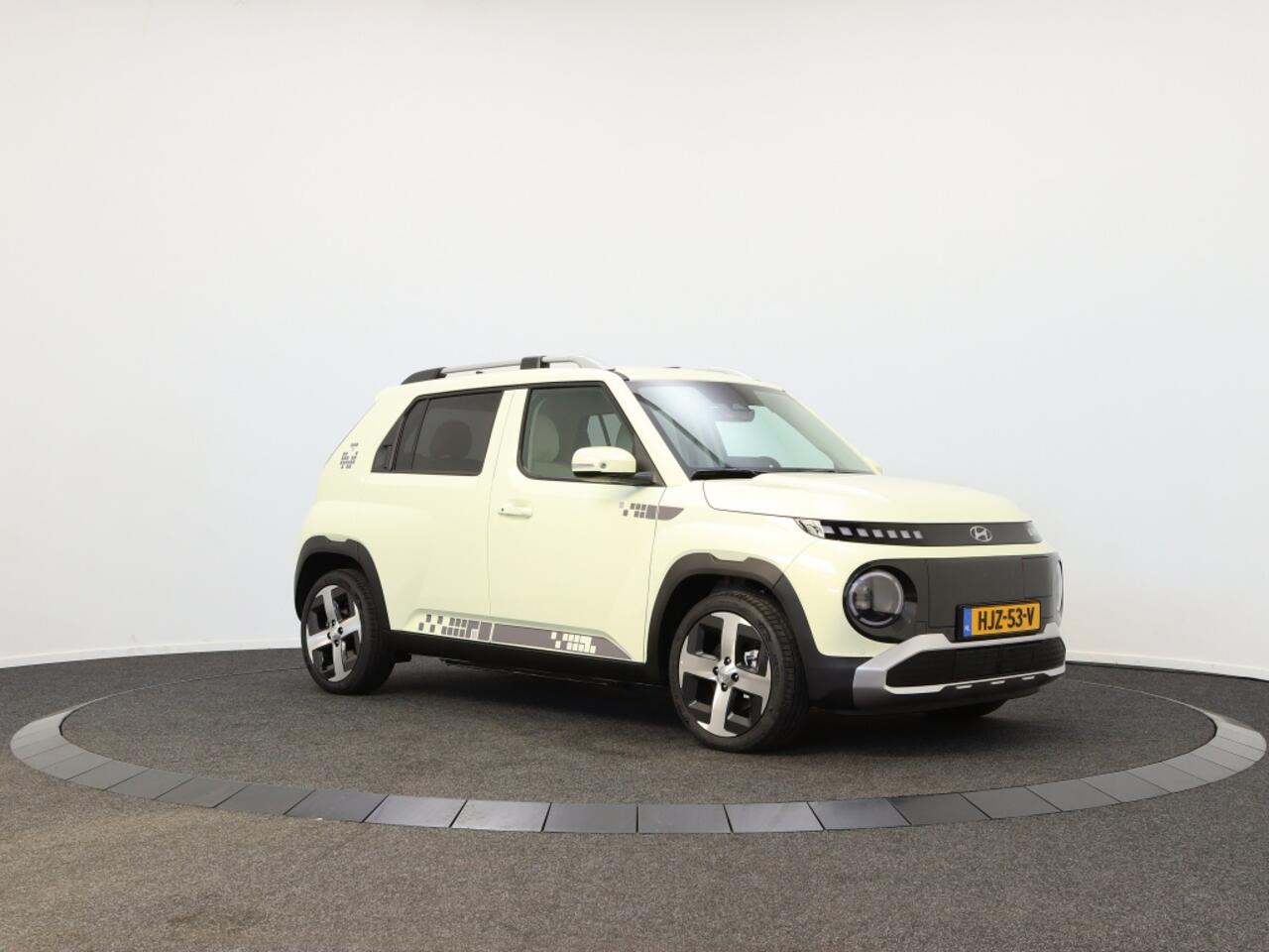 Hyundai INSTER Evolve 49 kWh | Demo | Achteruitrijcamera | Navigatie | Parkeer