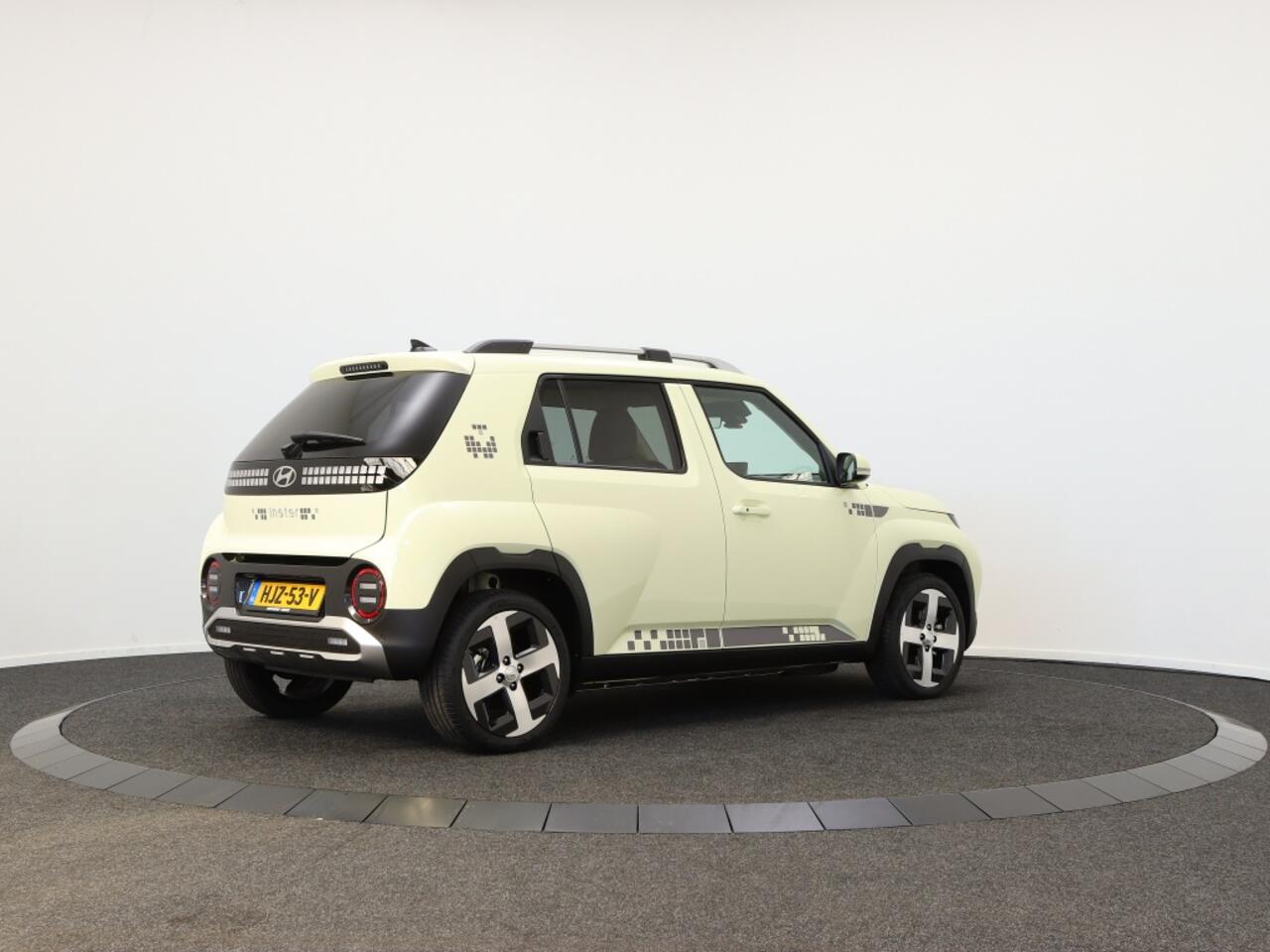 Hyundai INSTER Evolve 49 kWh | Demo | Achteruitrijcamera | Navigatie | Parkeer